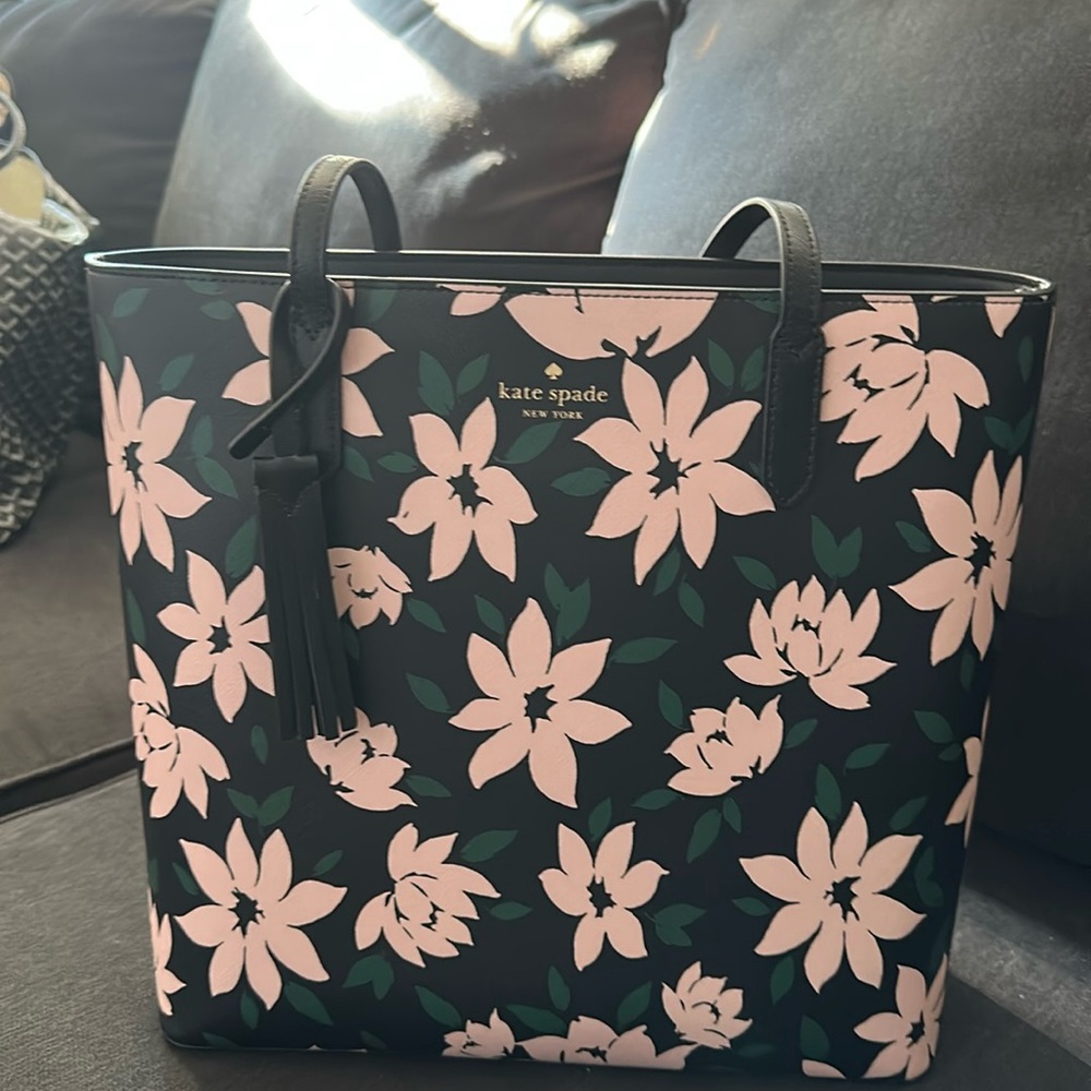 Kate spade floral print tote